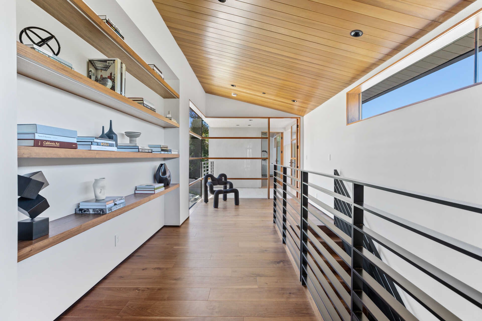 333 Crown Dr