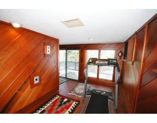 15 Horseshoe Drive