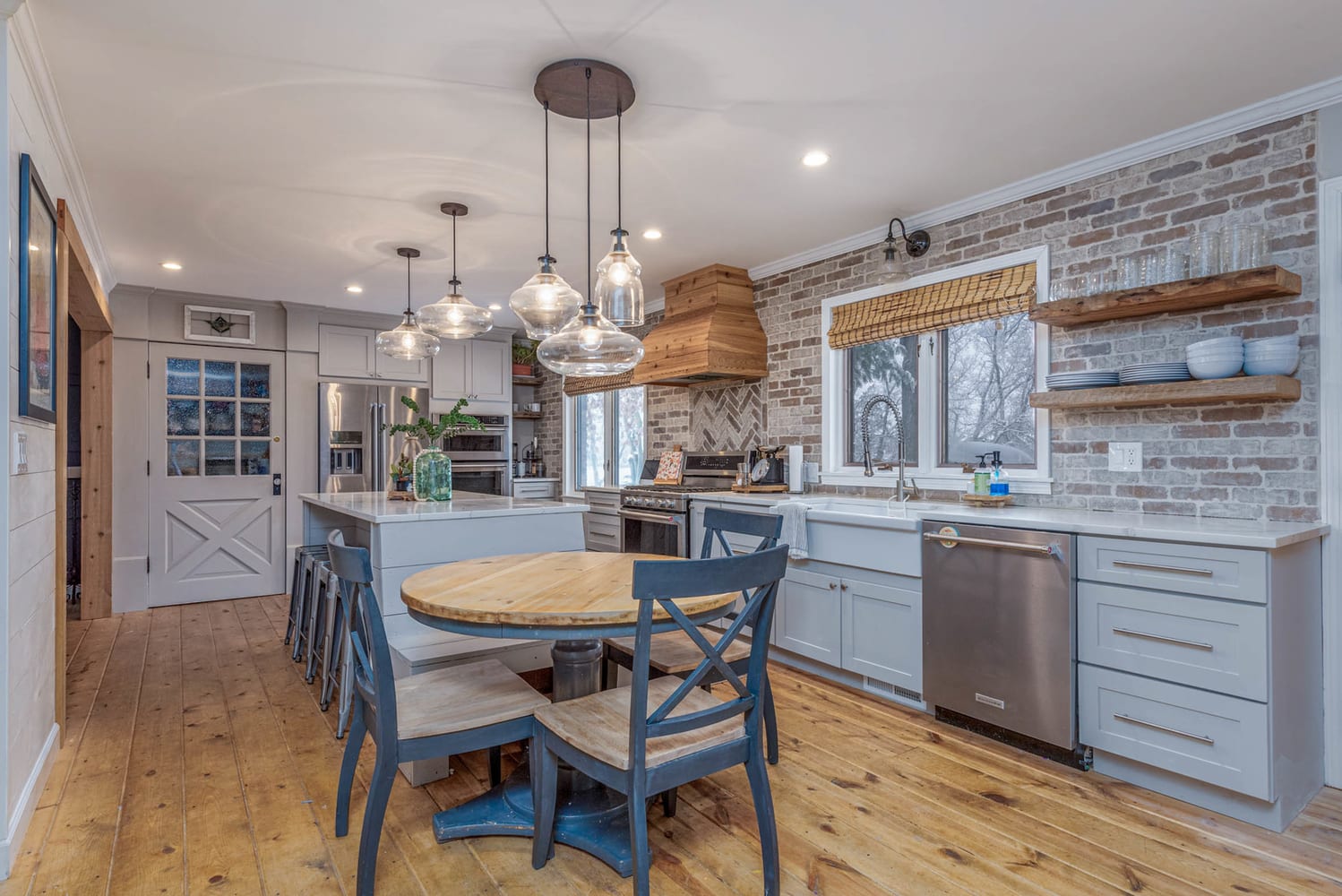4029 Tamarack Trl S