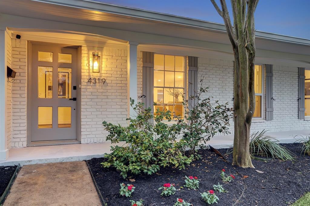 4319 Sarong Dr. 