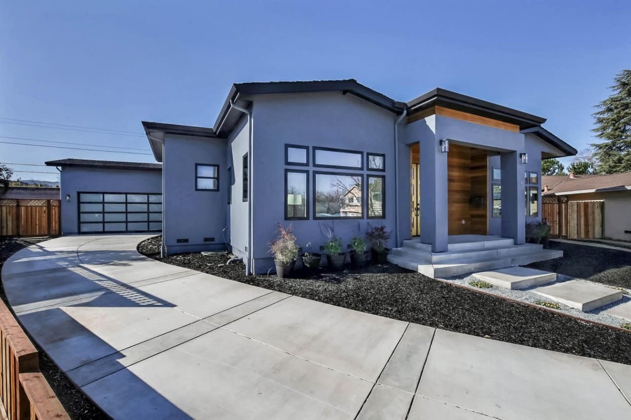 7825 Lilac Ct