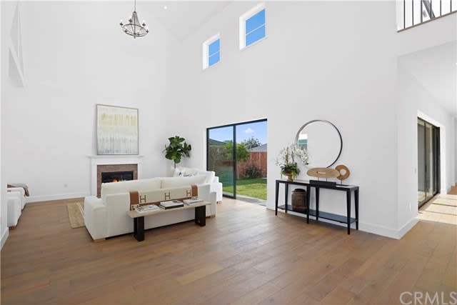 417 Holmwood, Newport Beach