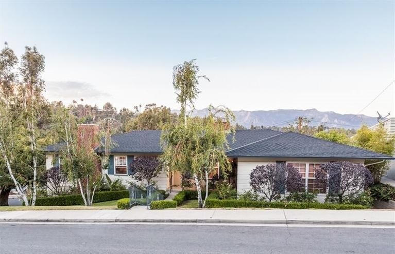 100 Anita Dr