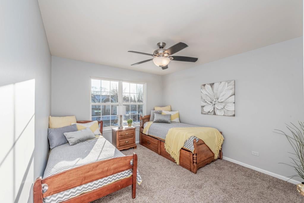 611 Woodbridge Dr 