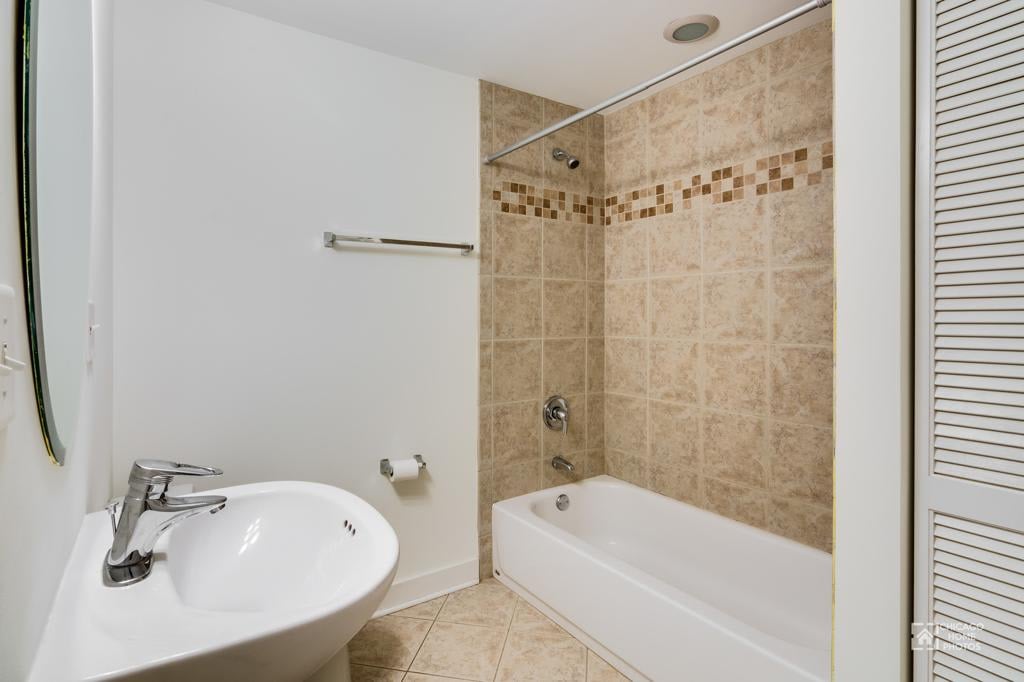 1238 N Milwaukee Avenue #3