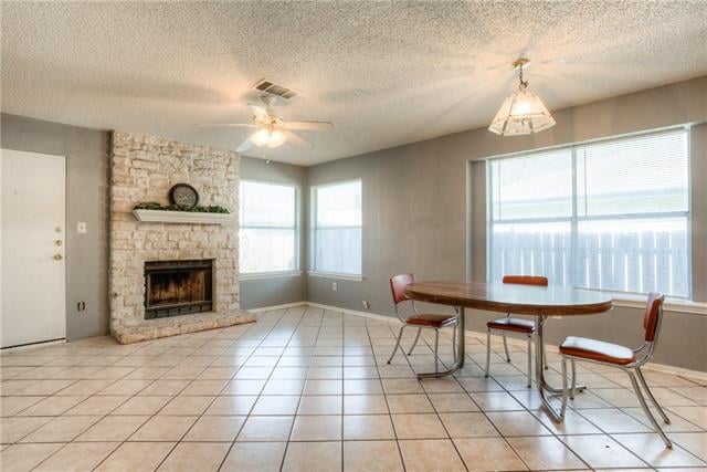 1310  Garden Path Dr