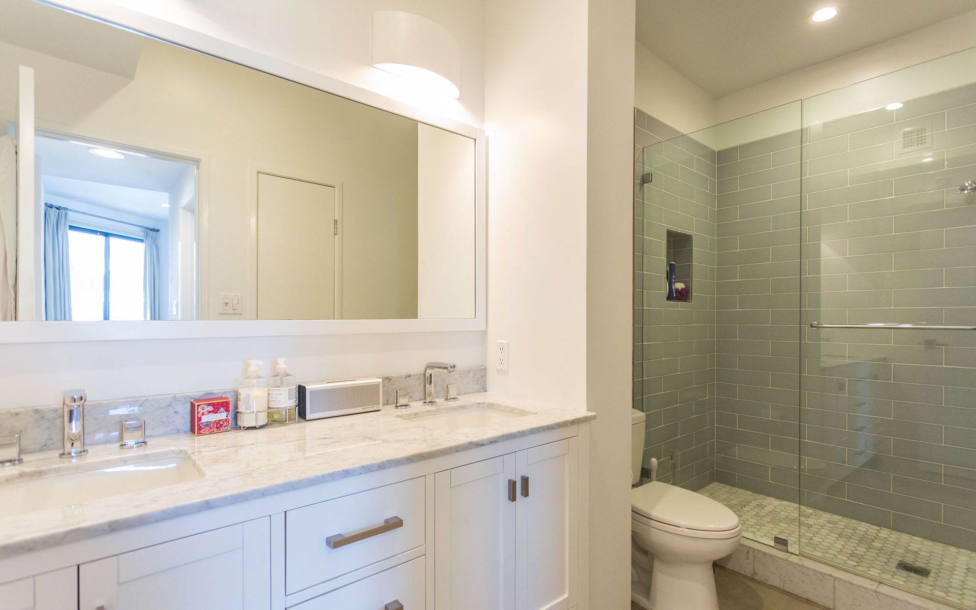 660 N Sweetzer Ave #203, Melrose