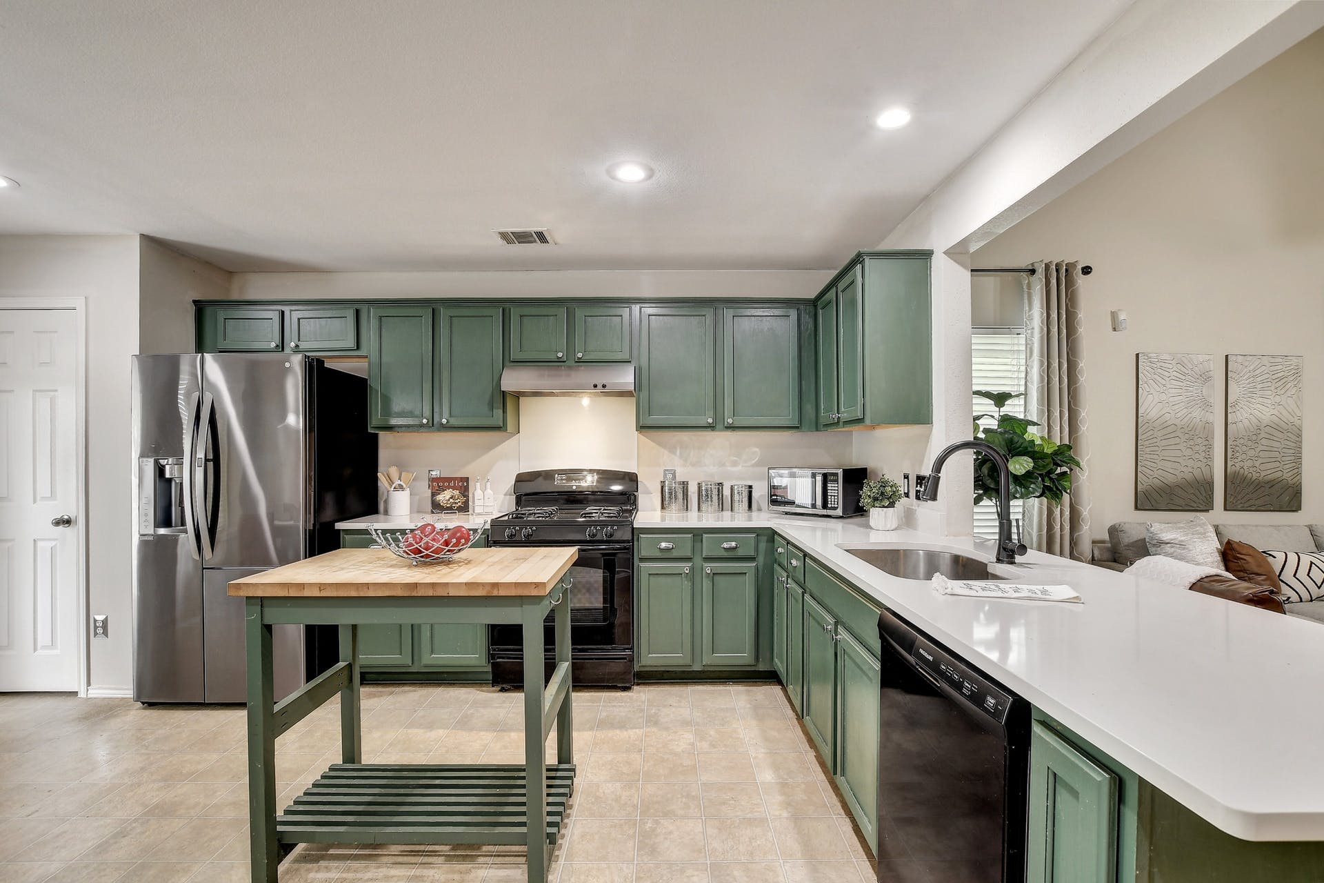 185 Sampson, Kyle, Texas 78640