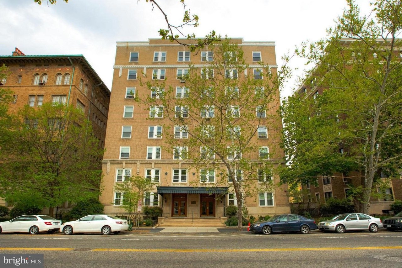 1901 Columbia Rd NW, #802 