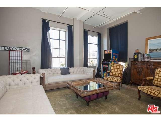 1645 Vine Street, Unit 613