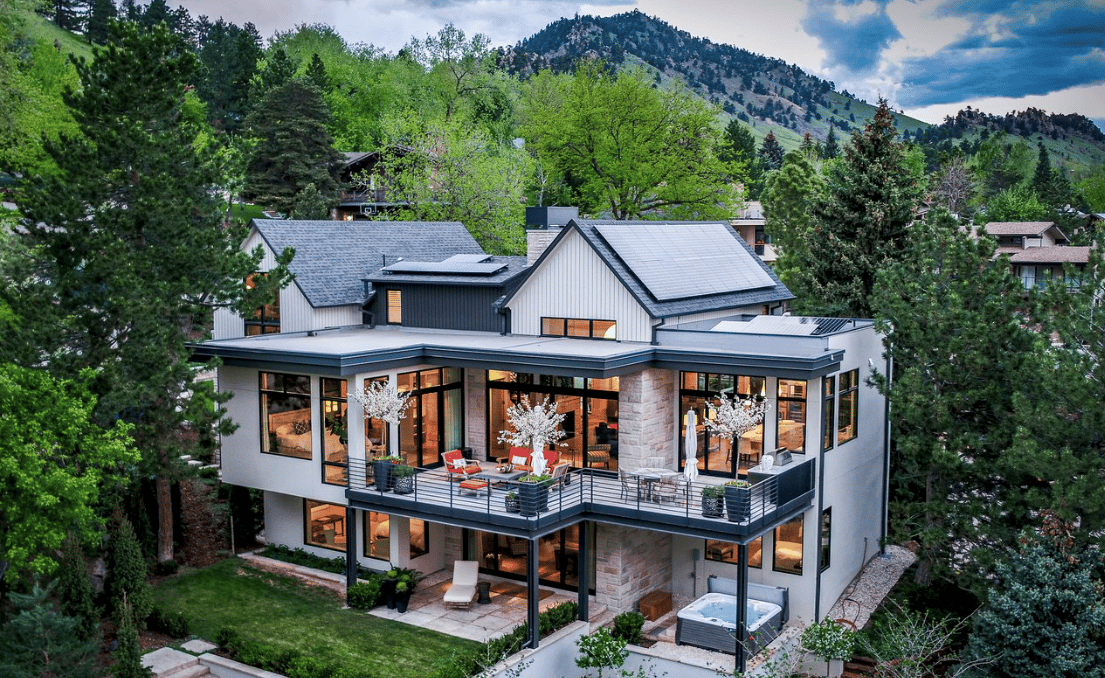 2135 Knollwood Drive