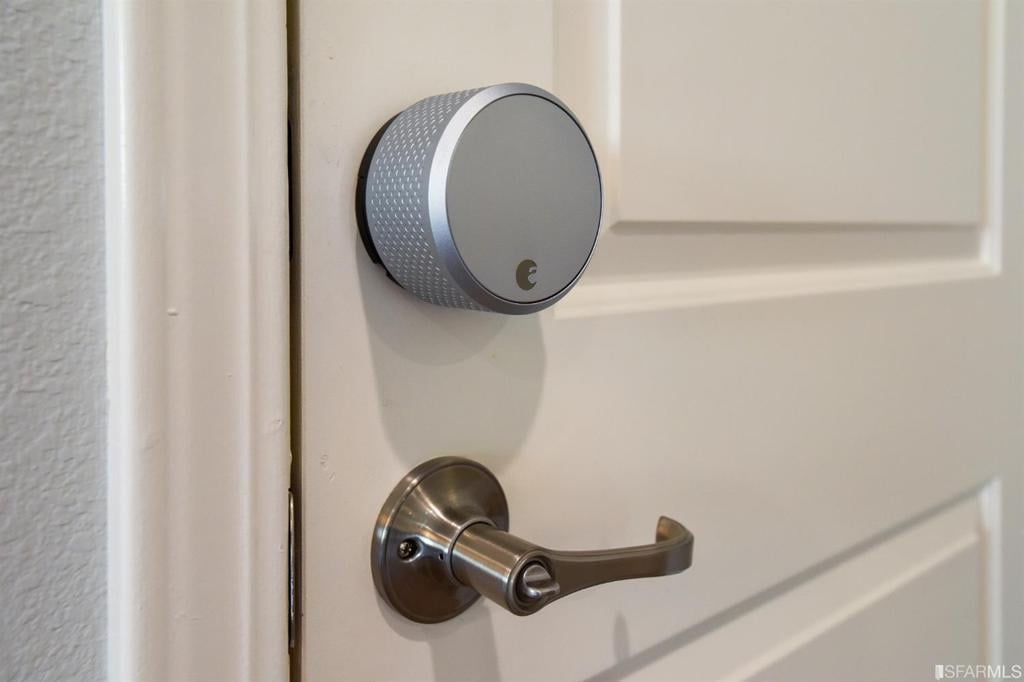 351 Crestview Cir Daly City, CA 94014