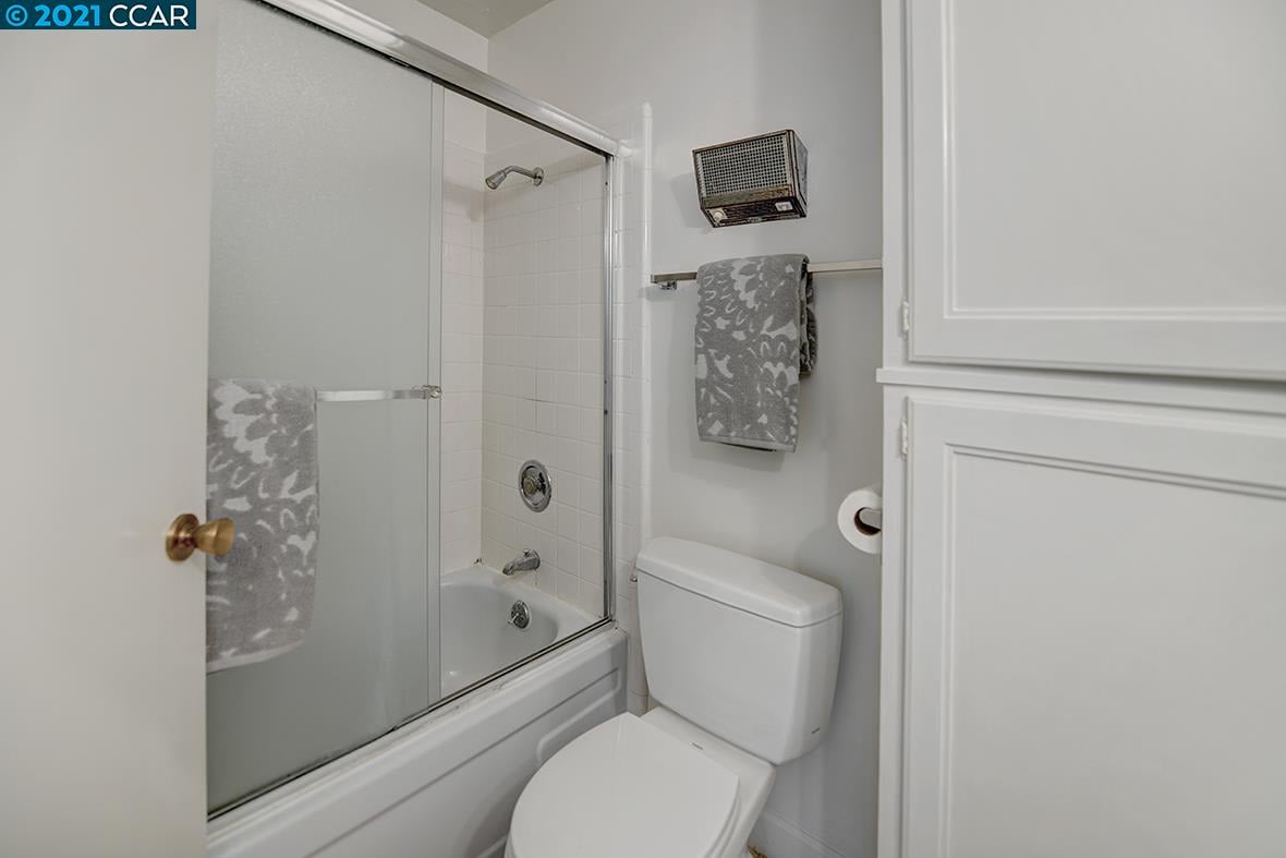 750 Oakland Ave, Unit 205  Oakland, CA 94610