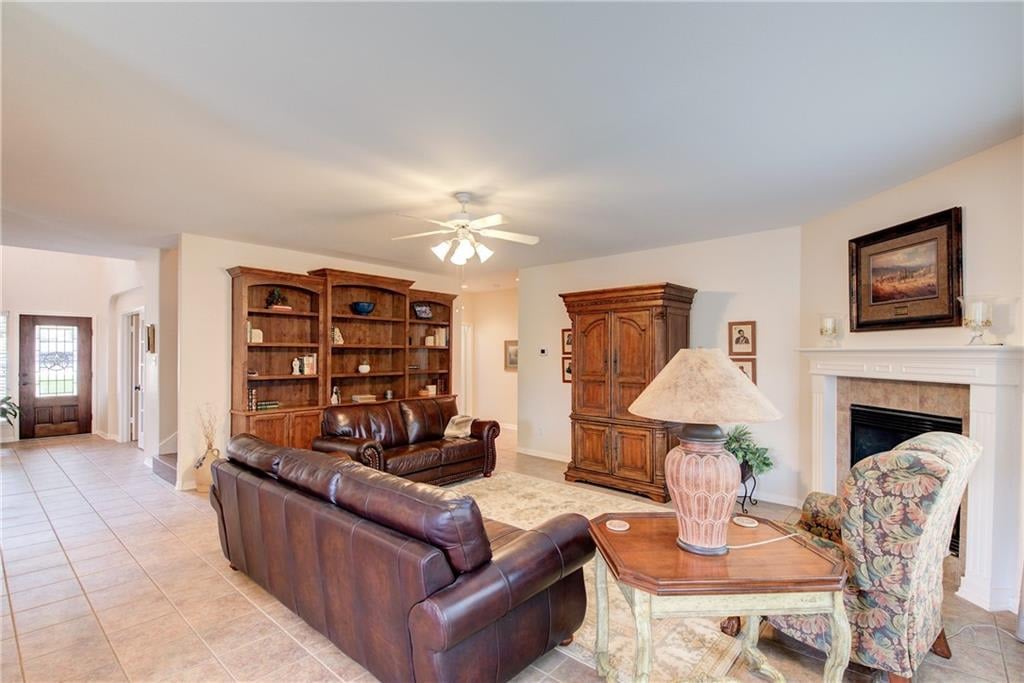 11513 Georgian Oaks Drive