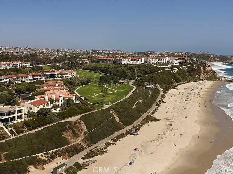 71 Ritz Cove