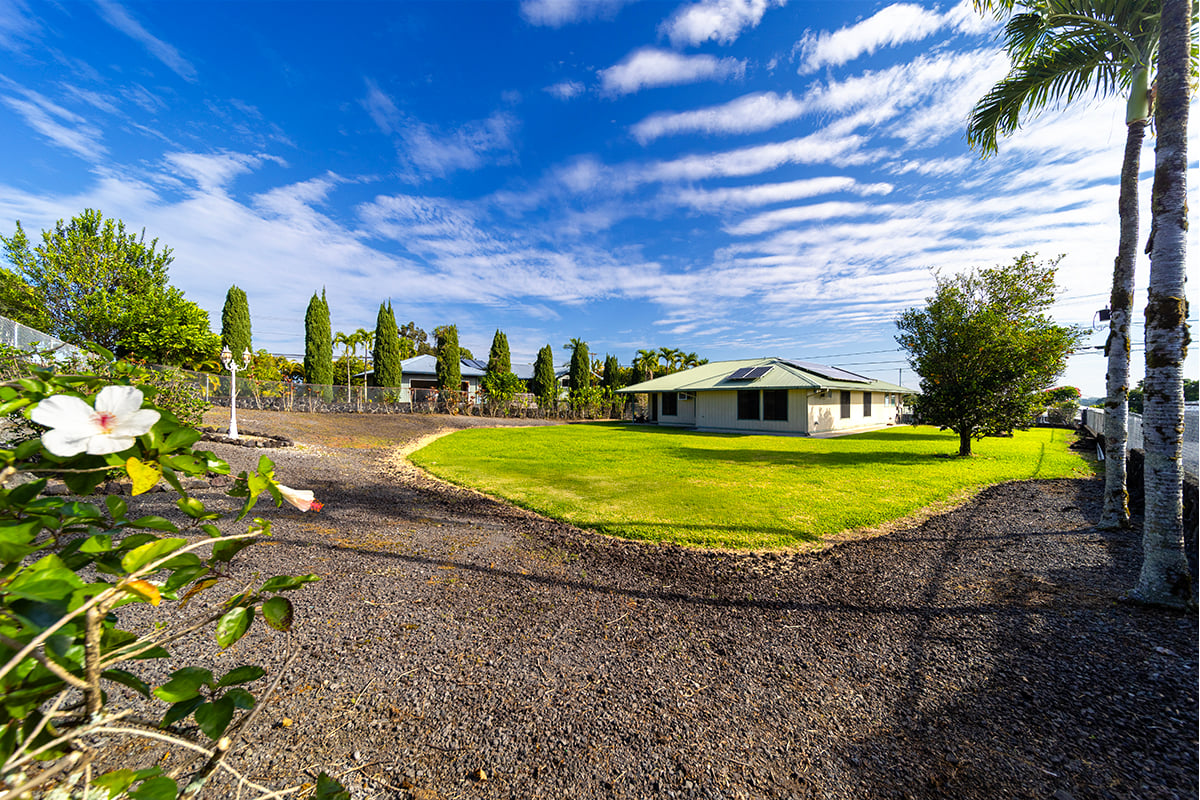 20 Naniakea St., Hilo HI