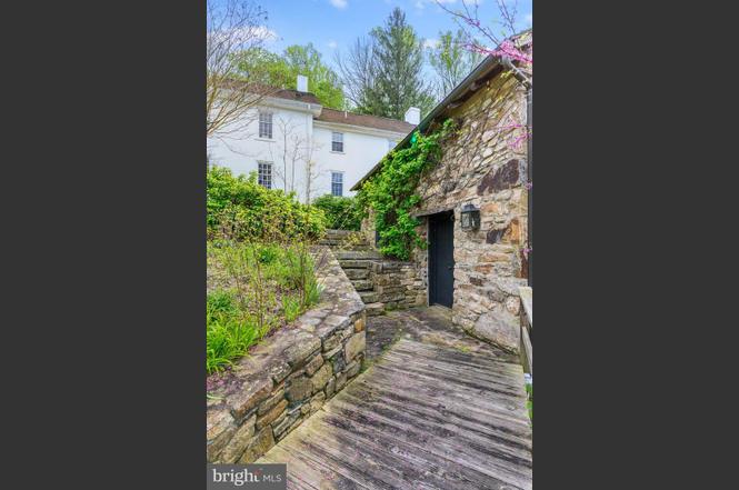639 Church Rd