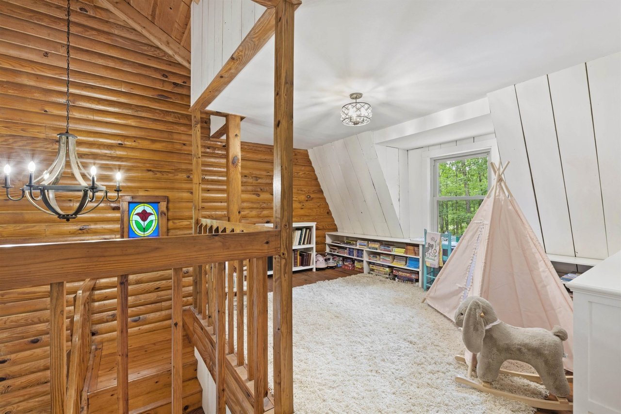 544 Oak Hill Rd