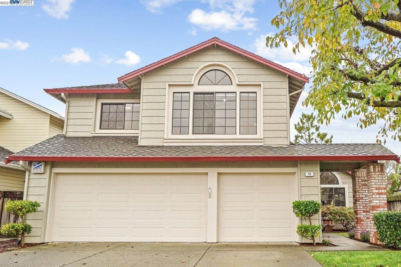 50 Applegate Way