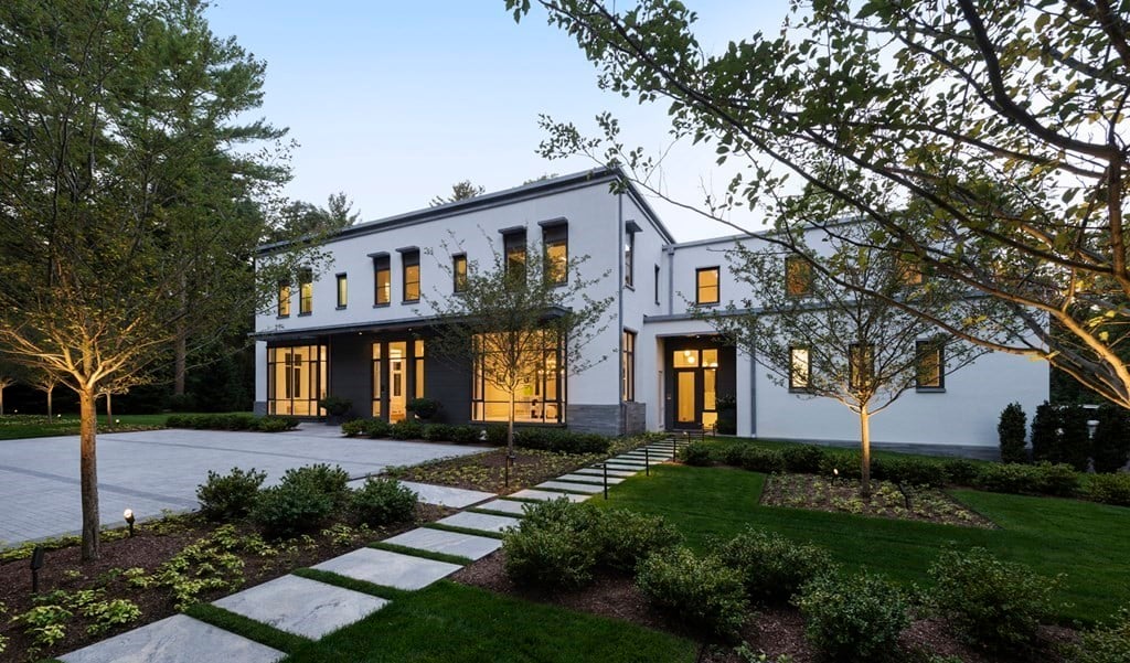 70 Possum Rd Weston, MA 02493-2318