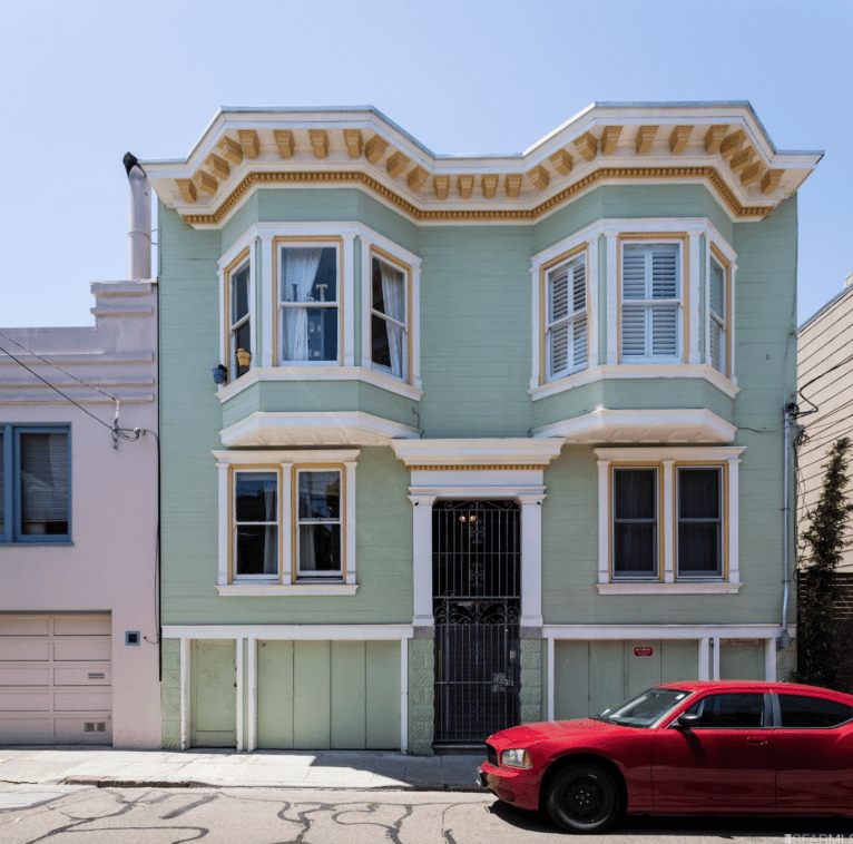 52 Linda St