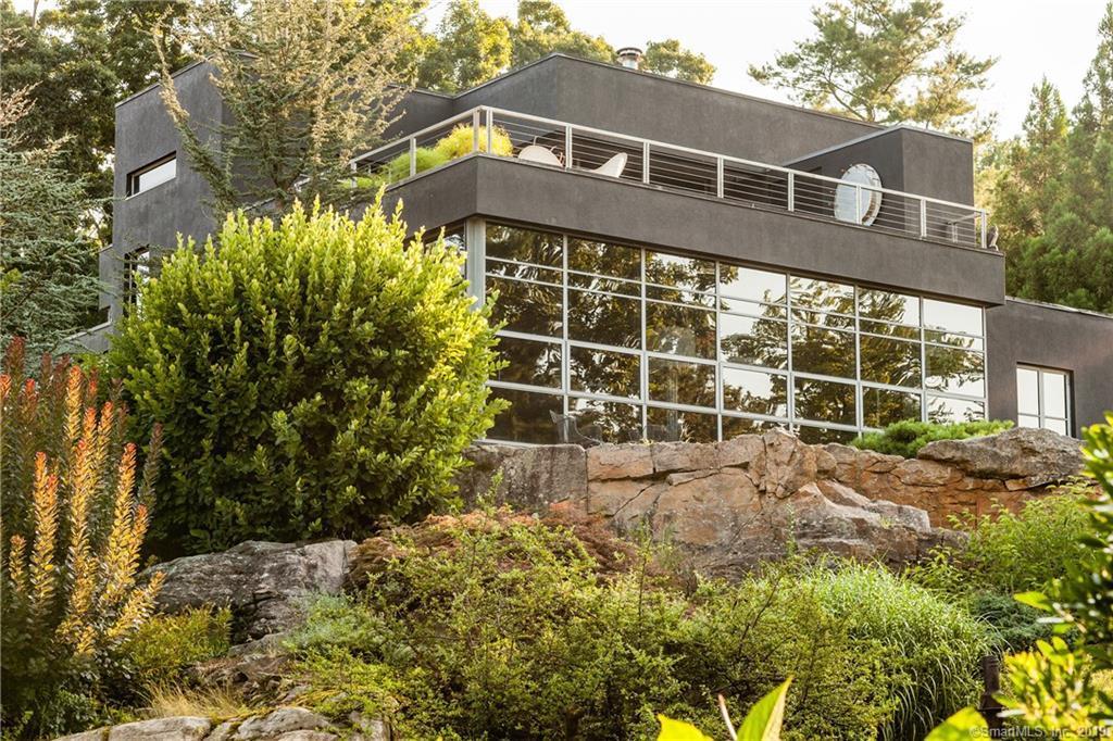 6 Juniper Point Rd