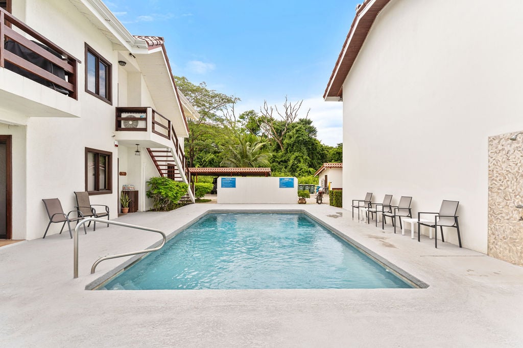 Pacific Beach #10 | Fully Renovated One-Bedroom with Panoramic Ocean & Marina Views