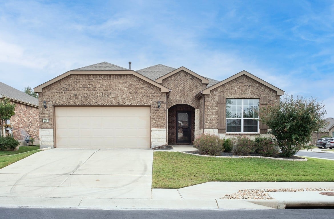 200 Longview Ln