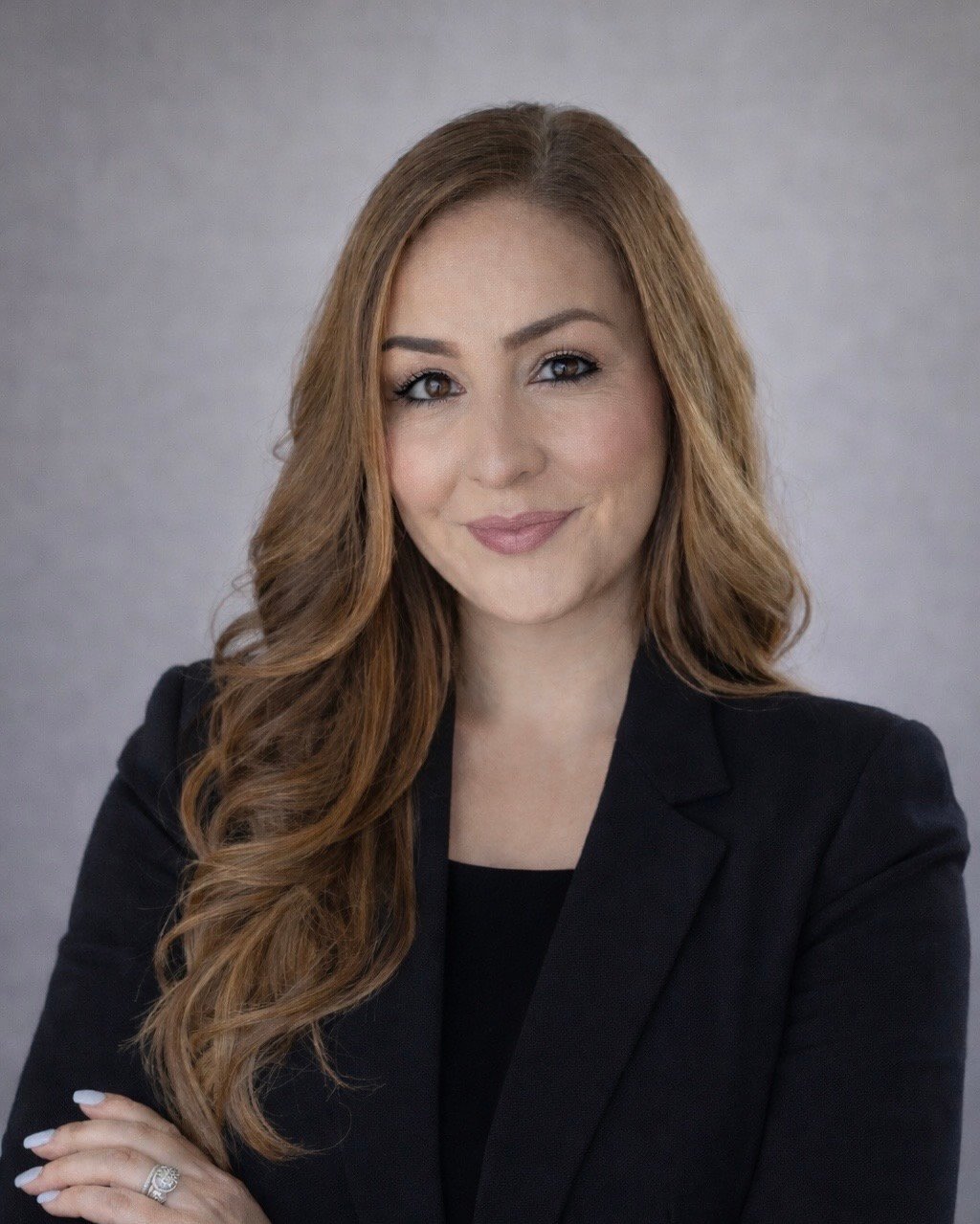 Suzanna Flores