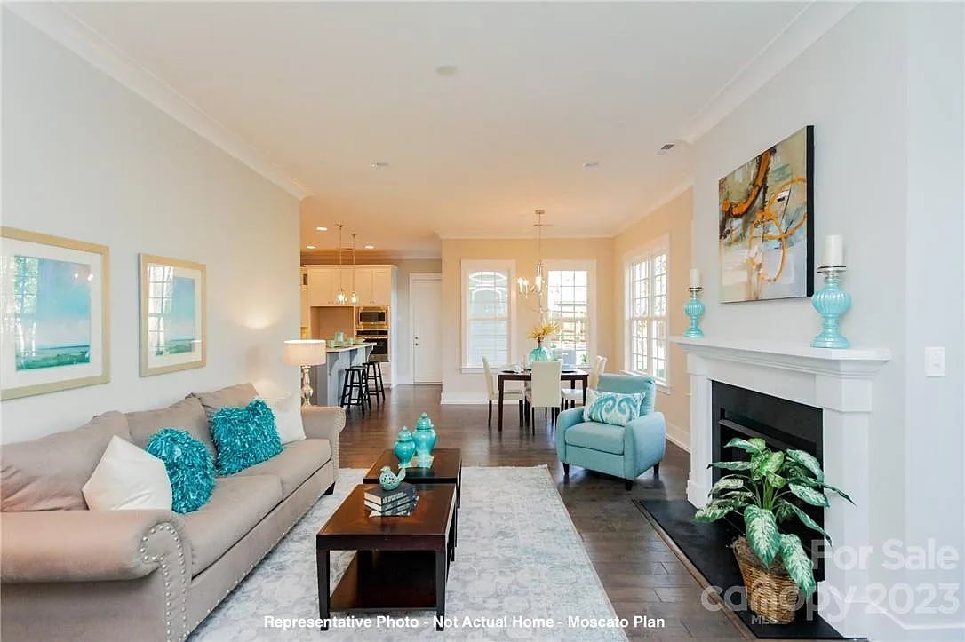 10185 Rainier Trail Dr NW