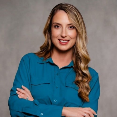 Paris Johnson Fairfax Station, VA Real Estate Agent Headshot