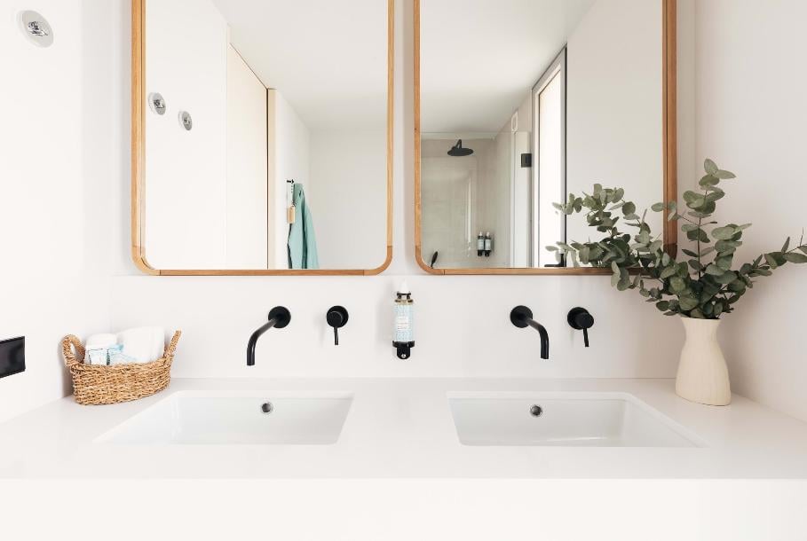 Whiteshell - Porches