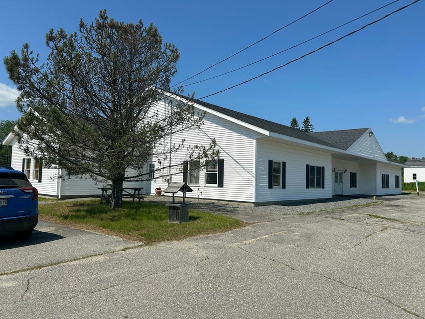 190 Bangor Road Ellsworth, ME 04605