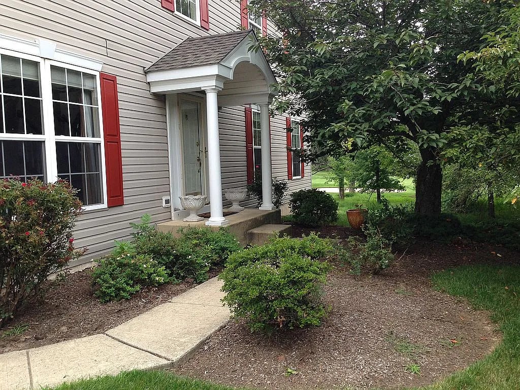 1017 Kingsdown Ct
