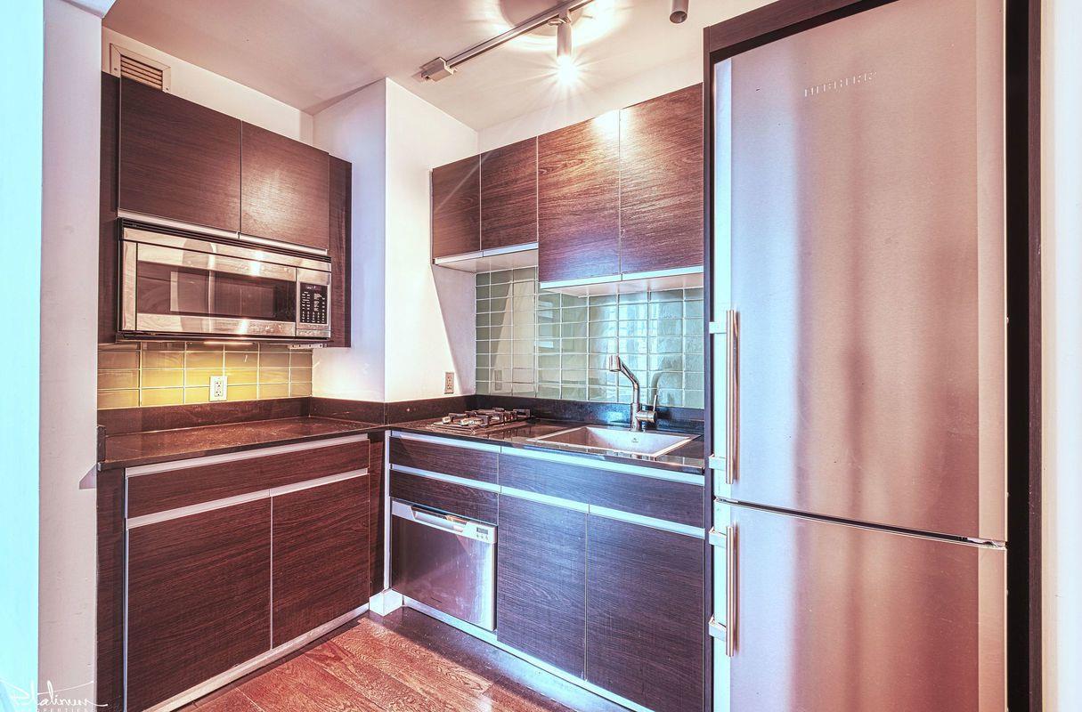 116 John Street, Apt 2206