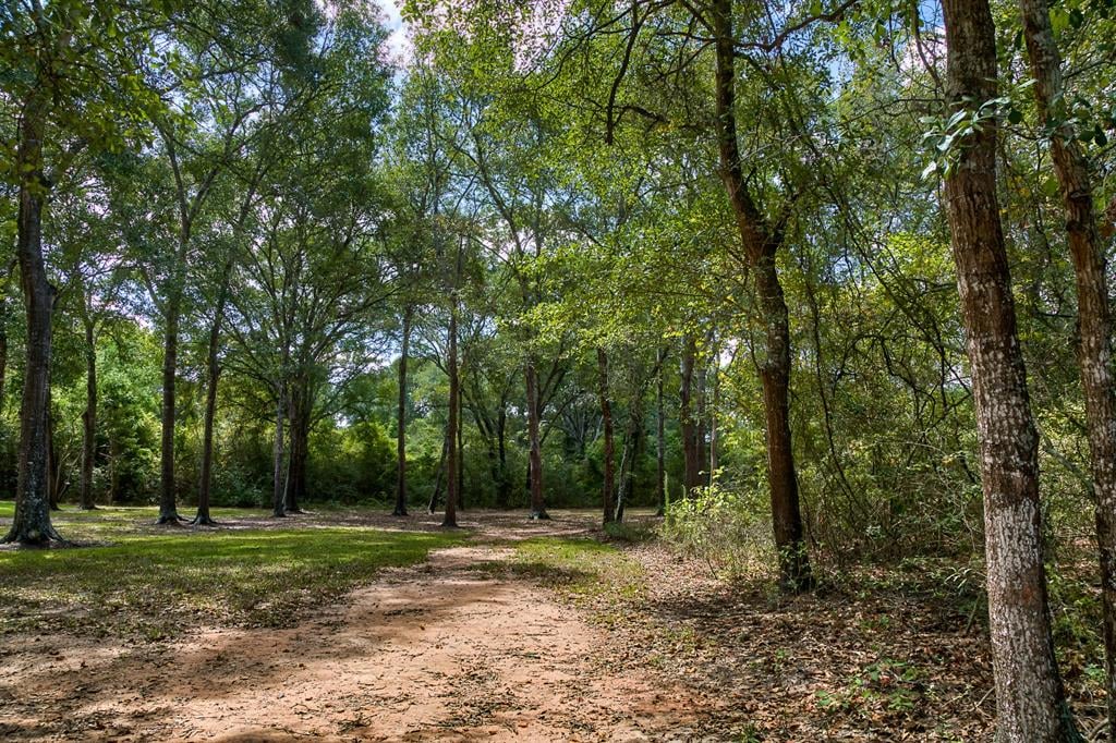 610 Post Oak Road Bellville, Tx 77418