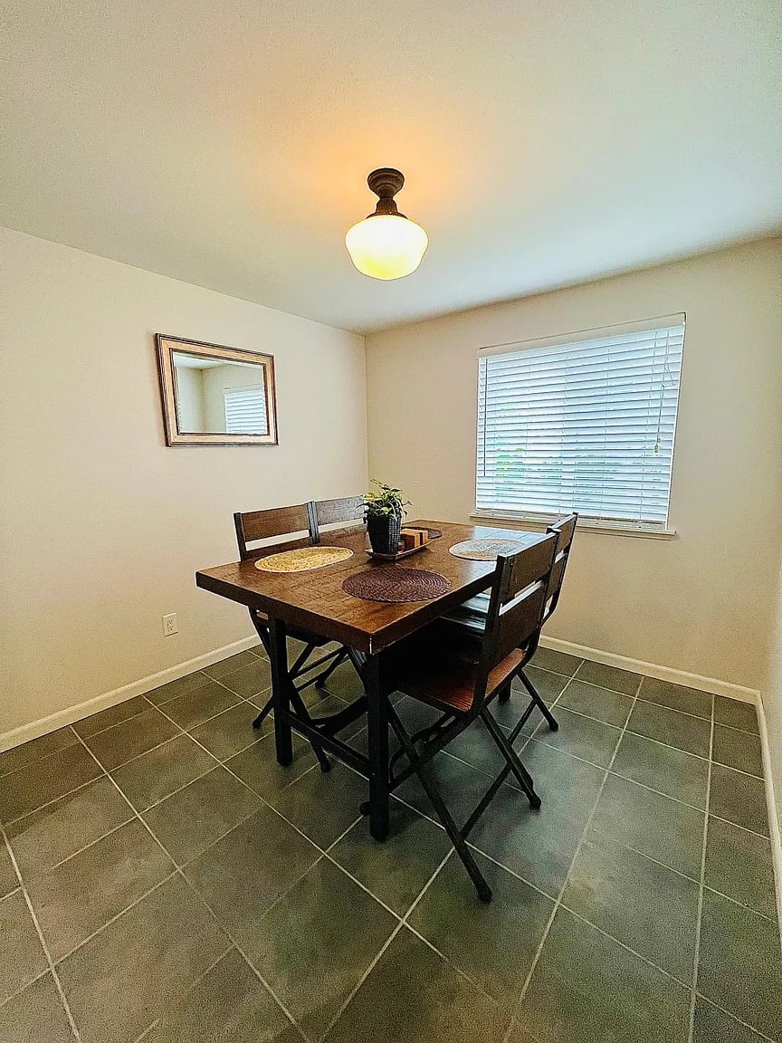 6700 NE 182nd St APT B203