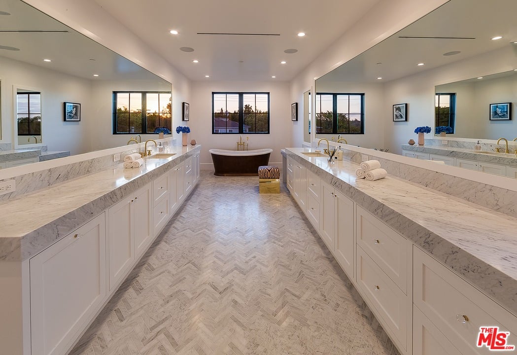 2217 Guthrie Dr