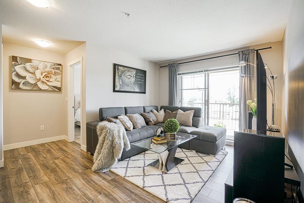 45555 Yale Rd, #308