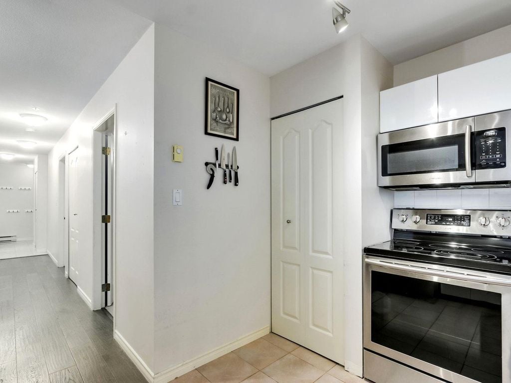 3238 Quebec St, #2