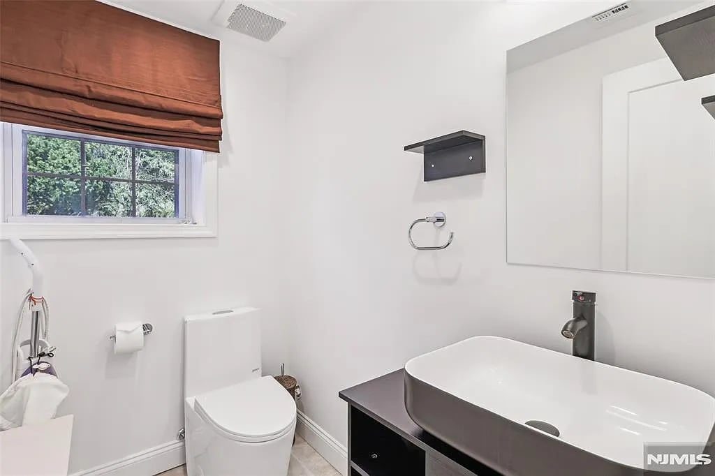 1 Diamond Court