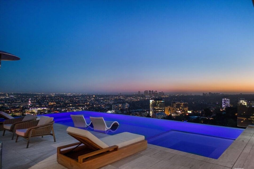 View Sapphire