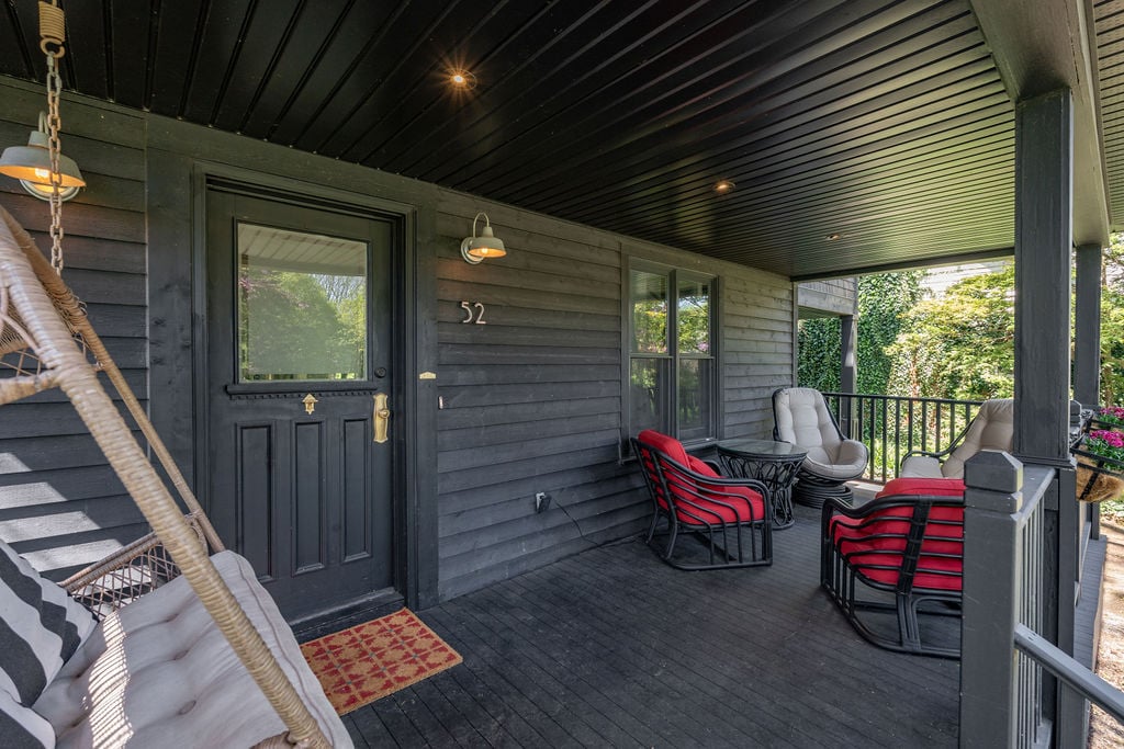 52 Kerr Street, Oakville