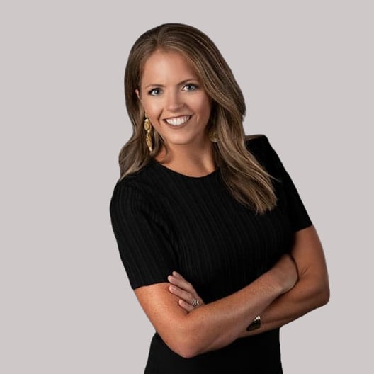 Rebecca Hinds Guntersville, AL Real Estate Agent Headshot