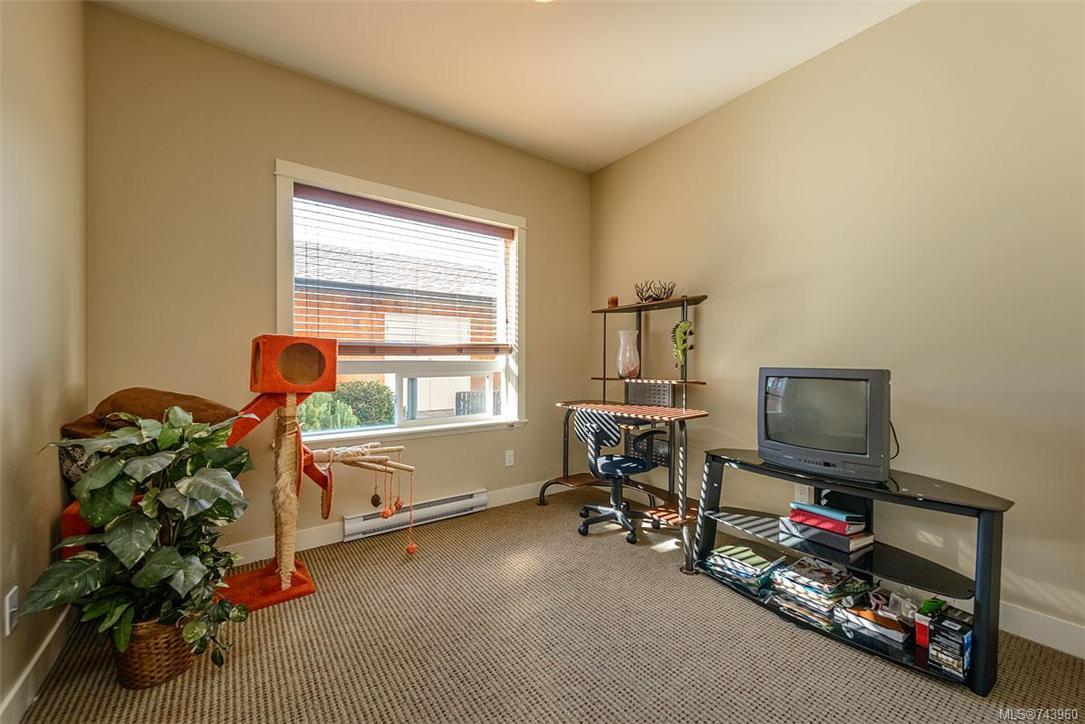 104-201 Nursery Hill Dr, View Royal