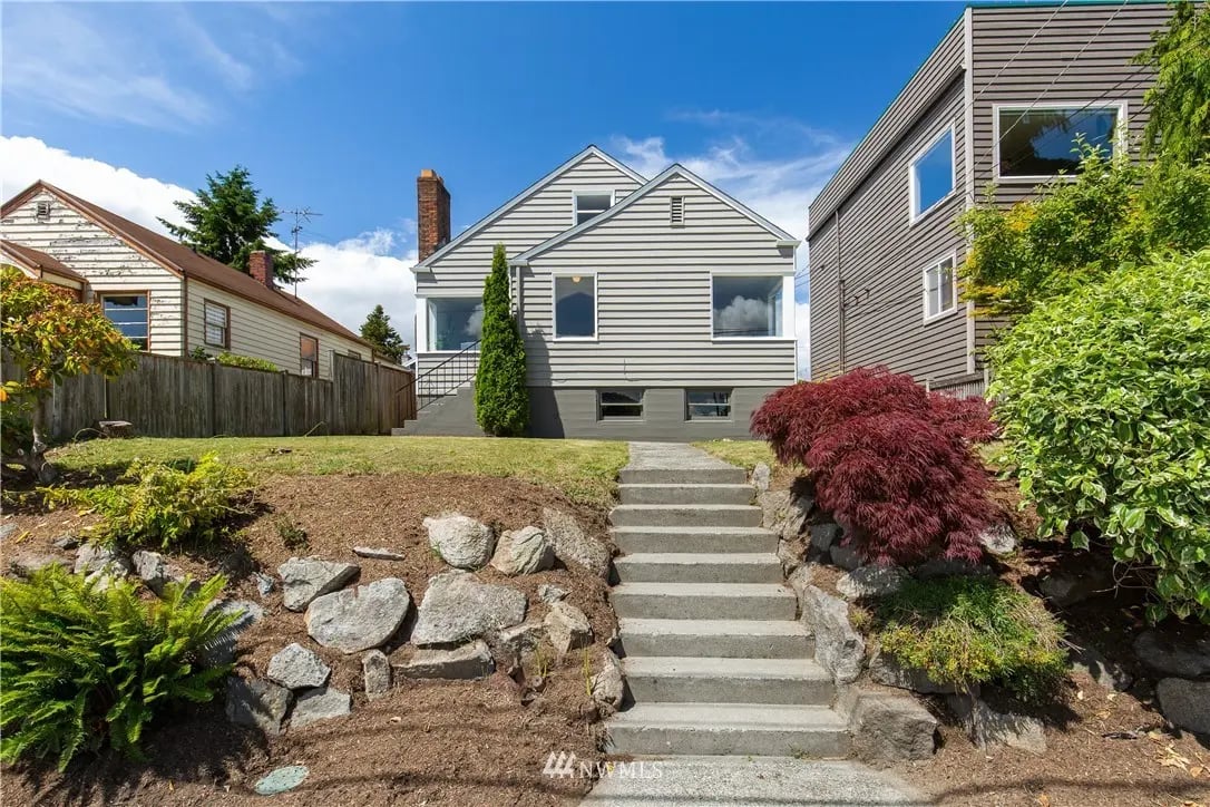 8065 24th Ave NW