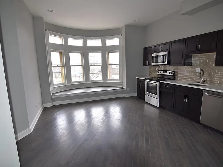 4100-02 Parkside Ave
