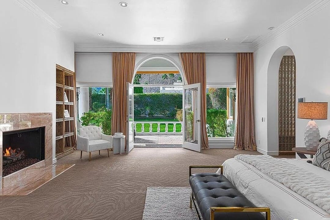 Blissful Palazzo