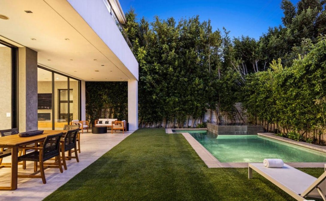 N Edinburgh Avenue, 90048