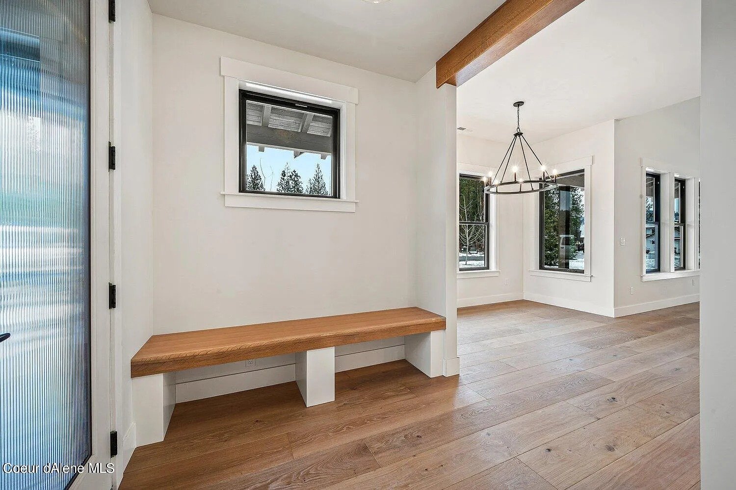 428 W Beach Ct